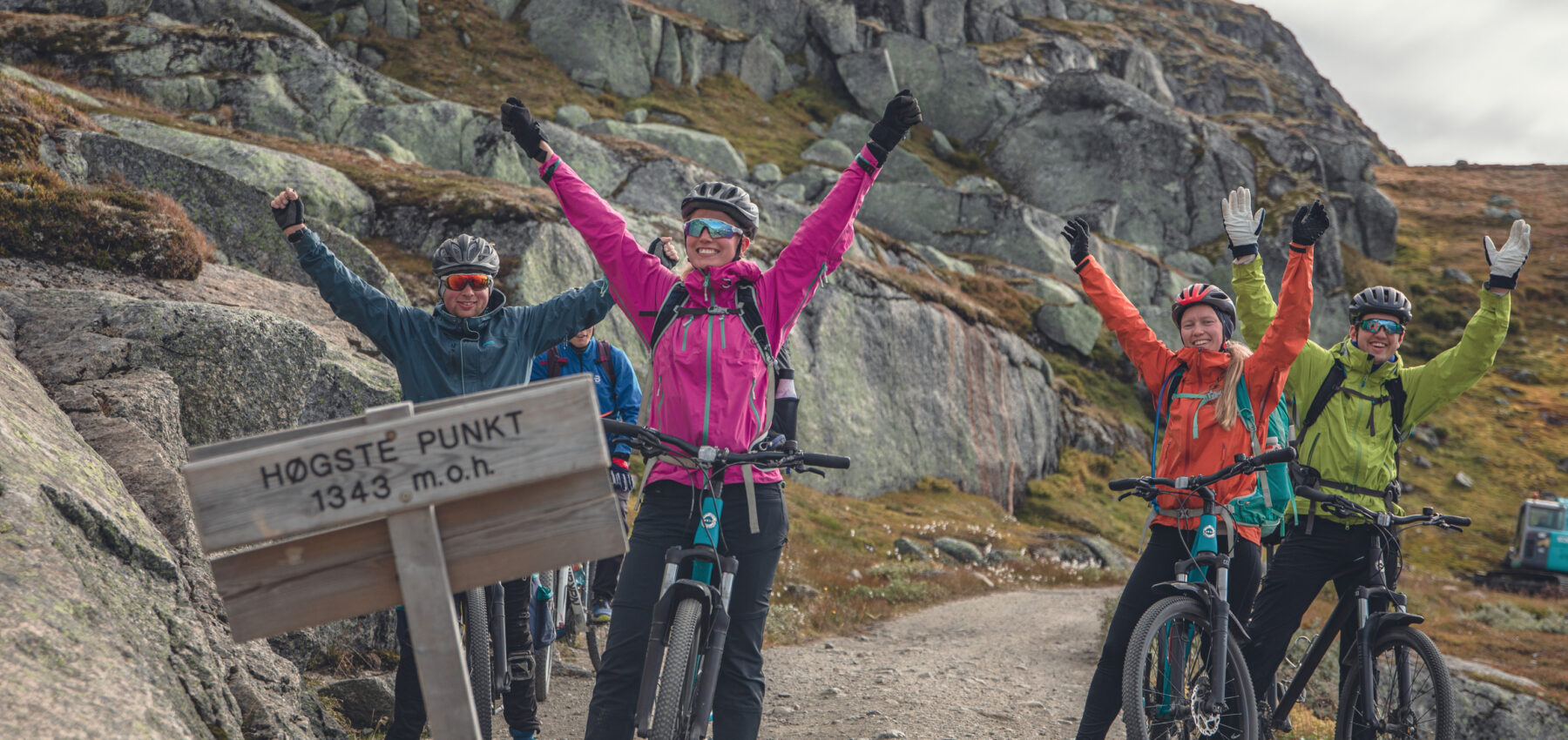 Syklister på Rallarvegen